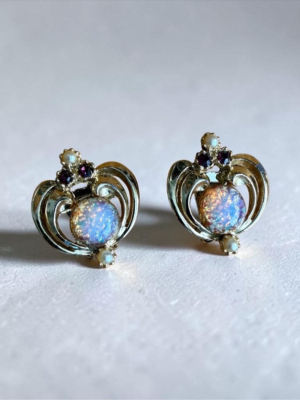🫶🏻 Vintage Opal and Amethyst Clip On Earrings